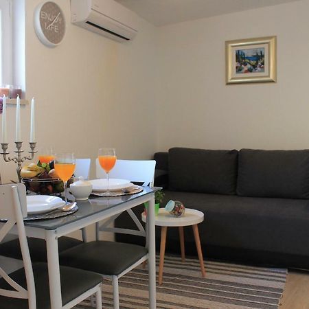 Apartments Platana Трстено Экстерьер фото